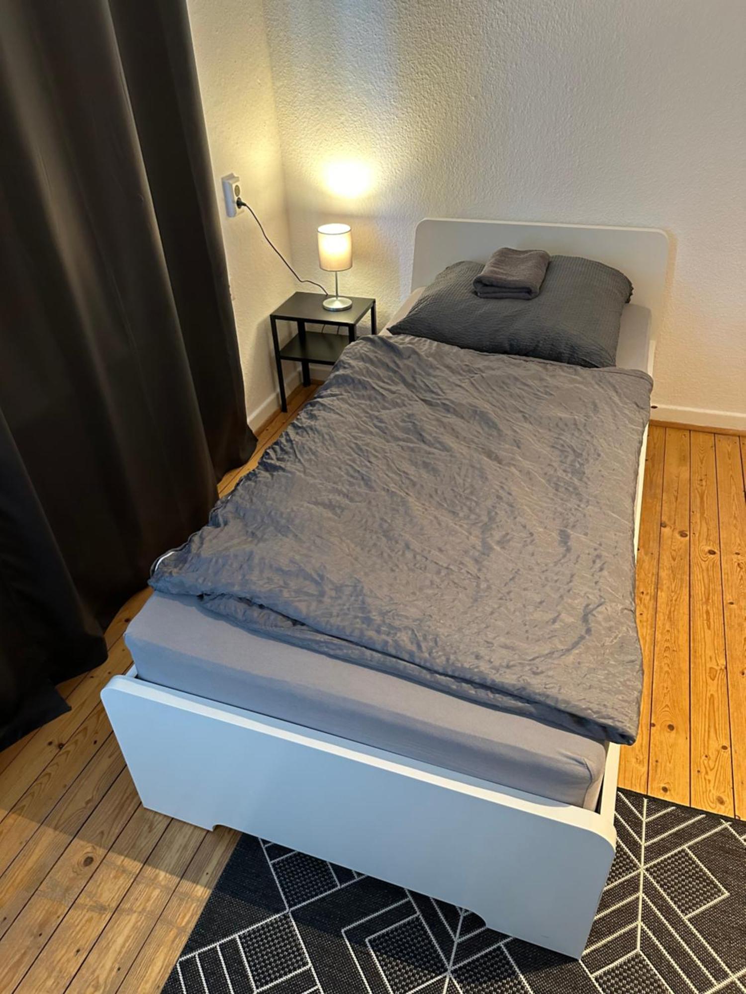 Doppelbett Unterkunft Vahrenwald-List Hanôver Exterior foto